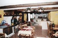 Restaurant, in Olargues dans l'Hérault (secteur Bédarieux, Lamalou-les-Bains)